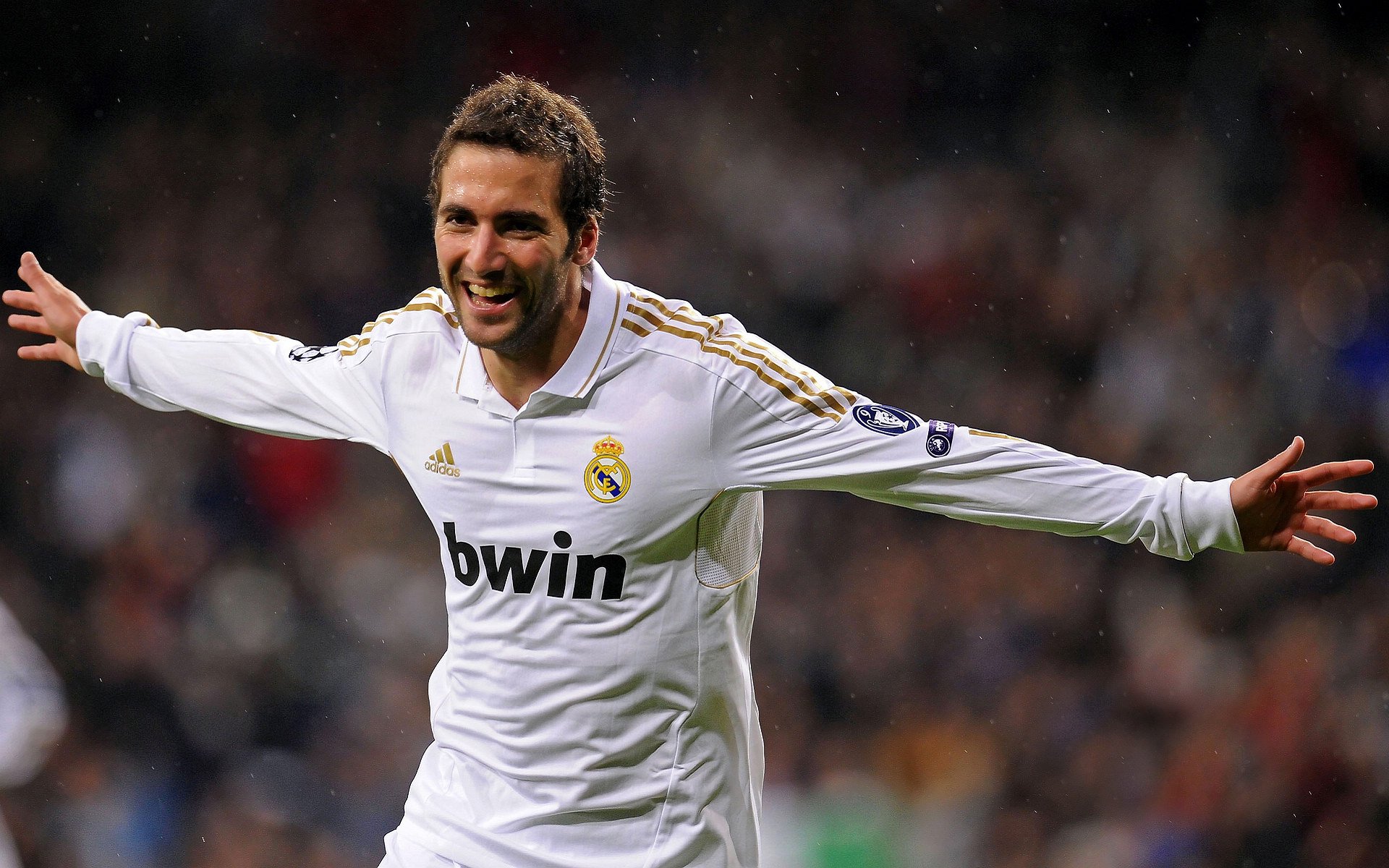 开云官网在线-孙兴慜状态火热,热刺冲击前四的希望,孙兴慜在热刺是绝对主力吗